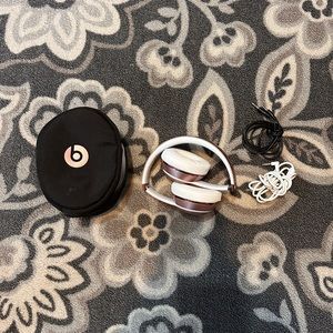 Beats by Dr. Dre Beats Solo3 Wireless On-Ear Headphones - Rose Gold.